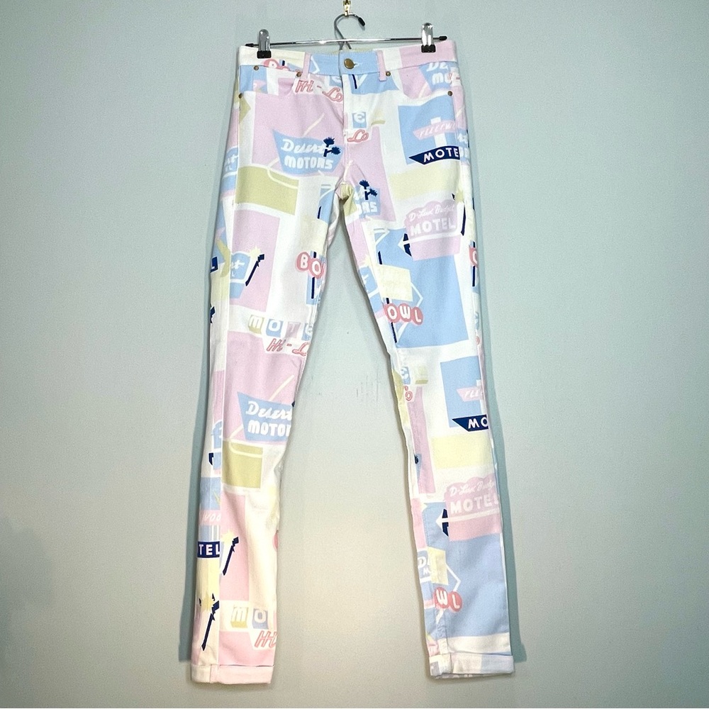 TOPSHOP MOTO Women's Leigh Pants Nostalgic Signs Print Pastel Size W28 L32 (29)